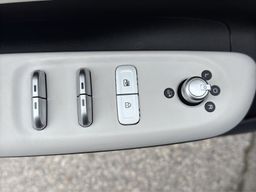 Zunanja slika - Dongfeng Box - 42.3 kWh+360KAMERA+TEMPOMAT+RADAR+7200€ SUBVENCIJE - 16 - Predogledna slika