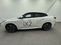 Zunanja slika - BMW iX - 2 eDrive20 - 3 - Predogledna slika