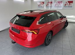 Zunanja slika - Škoda Octavia - 2.0 TDI Clever 110 kW.NEMŠKA.LED.KLJUK.NAVI.108000 - 1 - Predogledna slika