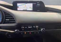 Zunanja slika - Mazda Mazda3 - HEAD UP-KEYLESS-VIRTUAL-NAVIGACIJA-KAMERA-ACC-LED - 11 - Predogledna slika