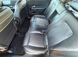 Zunanja slika - Mercedes-Benz B-Razred - B 200 d-Usnje-Ful led-Kamera-Widescreen-F1... - 16 - Predogledna slika