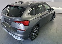 Zunanja slika - Škoda Kamiq - Scout 1.5 TSI 110kW.NEMŠKI.KAMERA.LED.NAVI.2024 - 15 - Predogledna slika