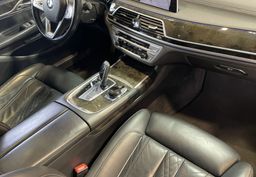 Zunanja slika - BMW Serija 7 - : XDRIVE-SOFT-HEAD UP-PANO-MEMORY-LED-VIRTUAL-NAVI - 12 - Predogledna slika