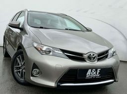 Zunanja slika - Toyota Auris - 1.4 D-PANORAMA-LIZING ZA TUJCE-TEMPOMAT-... - 3 - Predogledna slika