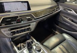 Zunanja slika - BMW Serija 7 - : XDRIVE-SOFT-HEAD UP-PANO-MEMORY-LED-VIRTUAL-NAVI - 11 - Predogledna slika