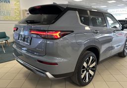Zunanja slika - Mitsubishi Outlander - 2.4 PHEV Intense Auto - 7.000 EUR AKCIJA - - 6 - Predogledna slika