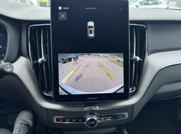 Zunanja slika - Volvo XC60 - B5P  Core AT AWD 3 leta garancije + 3 servisi - 17 - Predogledna slika