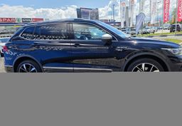 Zunanja slika - VW Tiguan Allspace - 4motion 2.0 TDI BMT R-Line DSG - beri opombe - 3 - Predogledna slika