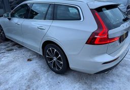 Zunanja slika - Volvo V60 - D4 PANO-FullLED-Usnje-KAM-Mkot-PDC-Gretje-KljukaDE - 7 - Predogledna slika