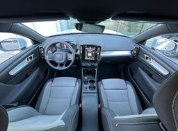 Zunanja slika - Volvo XC40 - B3 P Core AT DCT - 20 - Predogledna slika