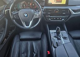 Zunanja slika - BMW Serija 5 - Touring: 520d 190ks °AUT°°FULL LED° °HEAD-UP° °RADAR° °3 - 9 - Predogledna slika