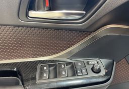 Zunanja slika - Toyota C-HR - KEYLESS-KAMERA-RADAR-LANE-PARK SENZORJI-GRETJE SED - 14 - Predogledna slika