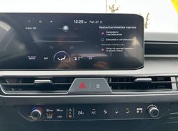 Zunanja slika - KIA Stonic - 1.0 T-GDi LX Life DCT - 17 - Predogledna slika