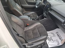 Zunanja slika - Volvo XC40 - T3 AUT R-Design Z ENOLETNIM JAMSTVOM - 7 - Predogledna slika
