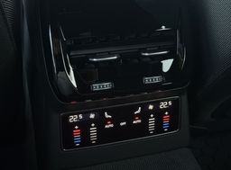 Zunanja slika - Audi A6 - Avant 40 TDI Quattro  S-Line  Matrix  Kljuka - 11 - Predogledna slika