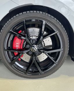 Zunanja slika - VW Golf - GTI-HEADUP-PANO-NAVI-GRETJE-LED-LANE-HARMAN KARDON - 20 - Predogledna slika
