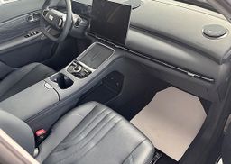 Zunanja slika - Geely StarRay - EM-i  MAX - 8 - Predogledna slika