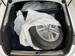 Notranja slika - Audi A4 - Avant 40 TDI S tronic.NEMŠKI+4ALU.NAVI.GRET.SEDEŽEV.ACC - 28 - Predogledna slika