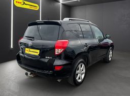 Zunanja slika - Toyota RAV4 - 2.2 D4D 4WD SLOVENSKI XENON TEMPOMAT KLIMA KLJUKA - 7 - Predogledna slika