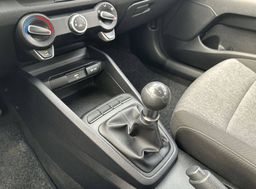 Zunanja slika - KIA Stonic - 1.2 DPI  LX Fun M T - 18 - Predogledna slika