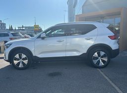 Zunanja slika - Volvo XC40 - B3  P  163hp Core 3 leta garancije + 3 servisi - 3 - Predogledna slika