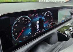 Zunanja slika - Mercedes-Benz A-Razred - A35 7G-DCT 4-MATIC AMG LED-PANO-KAMERA-AKRAPOVIĆ - 14 - Predogledna slika