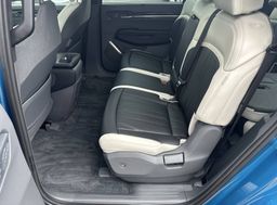 Zunanja slika - KIA EV9 - 99.8 kWh GT-Line Launch 141.5 kW. 7 sedežev - 11 - Predogledna slika