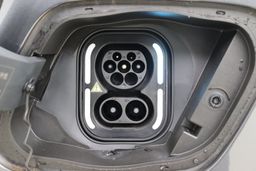 Notranja slika - MG MG4 - 4 125KW LFP 49 kWh Navi Kamera 7-letna gar.   Subvencija in DDV - 32 - Predogledna slika