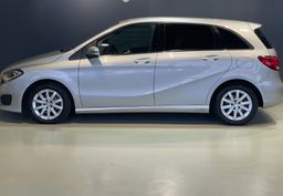 Zunanja slika - Mercedes-Benz B-Razred - B200CDI-NAVIGACIJA-TEMPOMAT-MULTIFUNKCIJA-KAMERA - 4 - Predogledna slika