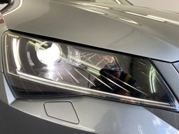 Notranja slika - Škoda Superb - 2.0 TDI Style 110 kW.NEMŠKA+4ALU.NAVI.LED.KLJUKA - 25 - Predogledna slika