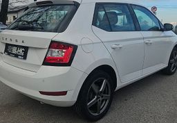 Zunanja slika - Škoda Fabia - 1.0 60ks °1.LASTNIK° °16-COL° °NAVIGACIJA °LED° - 4 - Predogledna slika