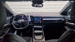 Notranja slika - Renault Austral - TCe 160 Mild hybrid Techno Avt. - 8 - Predogledna slika