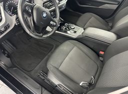 Zunanja slika - BMW Serija 1 - : 116d.NEMŠKI+4 GUME.NAVI.AUTOMATIK.SAMO 118.000KM - 17 - Predogledna slika