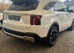 Zunanja slika - KIA Sorento - 2.2 TCi EX Limited Pan.AWD 7s 8DCT 142kW - 4 - Predogledna slika