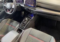Zunanja slika - VW Golf - GTI-HEADUP-PANO-NAVI-GRETJE-LED-LANE-HARMAN KARDON - 12 - Predogledna slika
