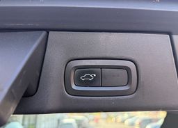Zunanja slika - Volvo V90 Cross Country - D4 AWD AUT Edition Pro NAVI KLJUKA KAMERA - 12 - Predogledna slika