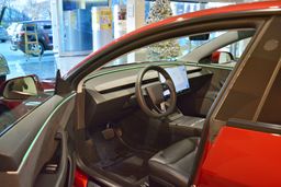 Zunanja slika - Tesla Model 3 - Premium Long Range All-Wheel Drive - 13 - Predogledna slika