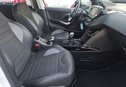 Zunanja slika - Peugeot 2008 - 1.2  ALLURE 131ks °1.LASTNIK° °OPRAVLJEN SERVIS° - 8 - Predogledna slika