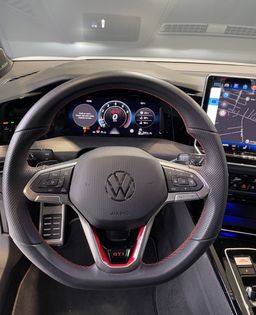Zunanja slika - VW Golf - GTI-HEADUP-PANO-NAVI-GRETJE-LED-LANE-HARMAN KARDON - 13 - Predogledna slika