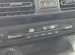 Zunanja slika - Opel Combo - 1.5D 96KW S S L2H1P1 7 SEDEŽEV-SLOVENSKI-SAMO77099 - 17 - Predogledna slika