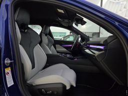 Notranja slika - BMW Serija 5 - M5 AUT. - 13 - Predogledna slika