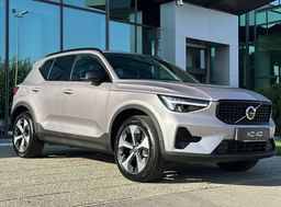 Zunanja slika - Volvo XC40 - B3 P Plus Dark AT DCT... - 3 - Predogledna slika