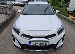 Zunanja slika - KIA XCeed - 1.5 T-GDi 7DCT EX Way+ ISG - 2 - Predogledna slika