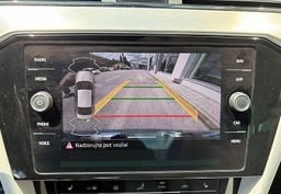 Zunanja slika - VW Passat - 2.0 TDI R-Line 110kW - ODLIČEN - SLOVENSKI - 10 - Predogledna slika