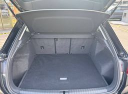 Zunanja slika - Audi Q3 - 35 TFSI S tronic Buisiness  KAMERA-LED-NAVI - 17 - Predogledna slika