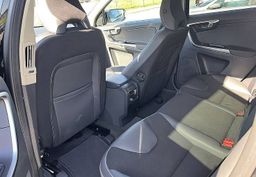 Zunanja slika - Volvo XC60 - DRIVe FWD MOMENTUM REDNO SERVISIRAN... - 7 - Predogledna slika