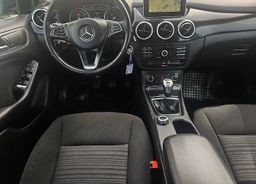 Zunanja slika - Mercedes-Benz B-Razred - 136ks °NAVIGACIJA° °TEMPOMAT° °PARK-SENZORJI° - 10 - Predogledna slika