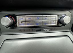 Zunanja slika - Hyundai Kona - 64 KWh Style+4ALU.LED.KAMERA.NAVI.ACC.KLJUKA.TOP - 11 - Predogledna slika