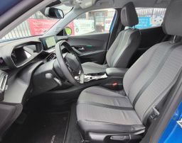 Zunanja slika - Peugeot 2008 - e- Allure - 9 - Predogledna slika