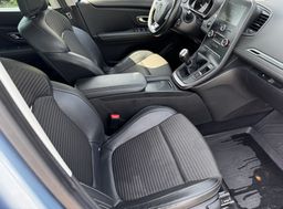 Zunanja slika - Renault Scénic - Grand Scenic INTENS Blue dCi 120 7 SEDEŽEV - 6 - Predogledna slika